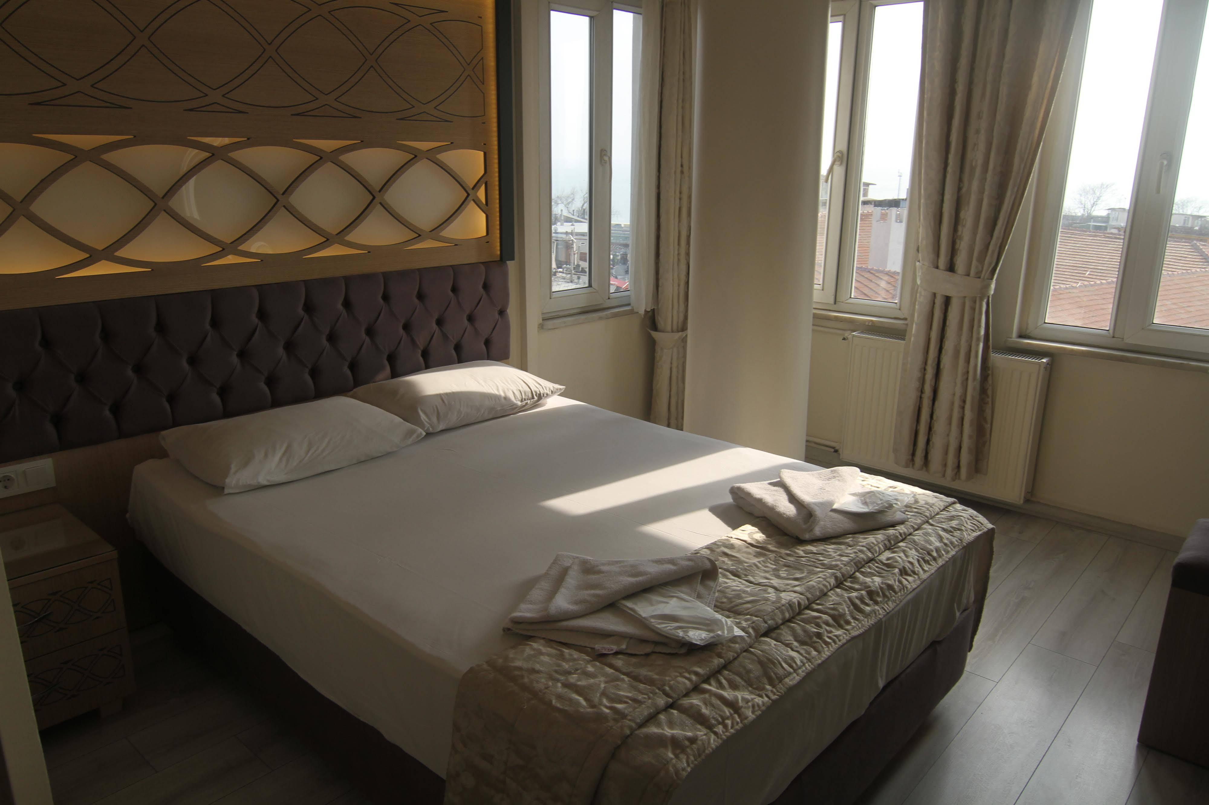 Grand Liza Hotel Estambul Exterior foto